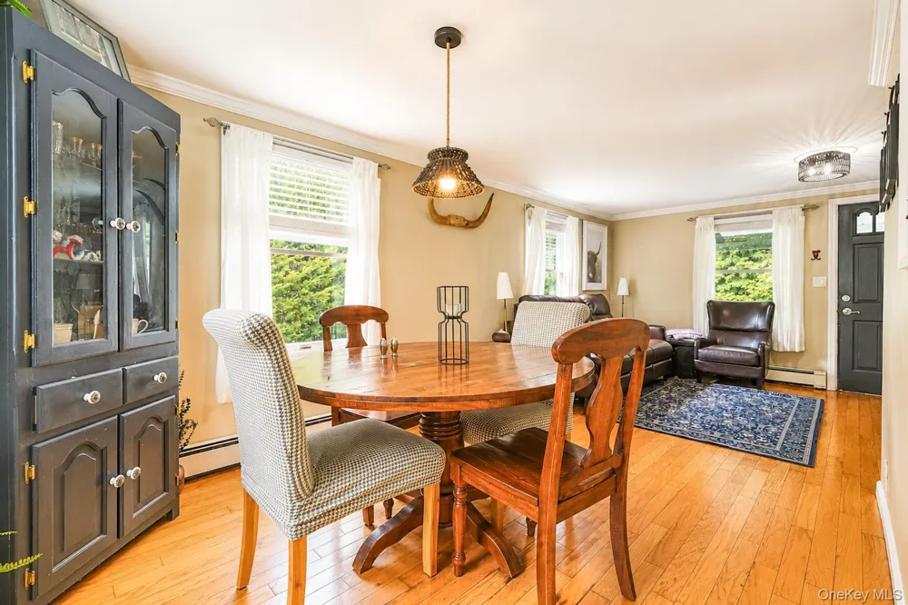 9 Jennings Avenue Center Moriches, NY 11934