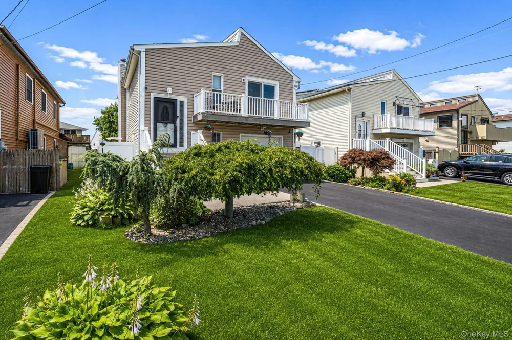 32 Yacht Club Road Babylon, NY 11702