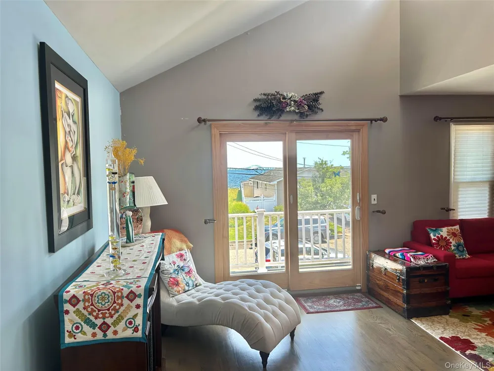 32 Yacht Club Road Babylon, NY 11702