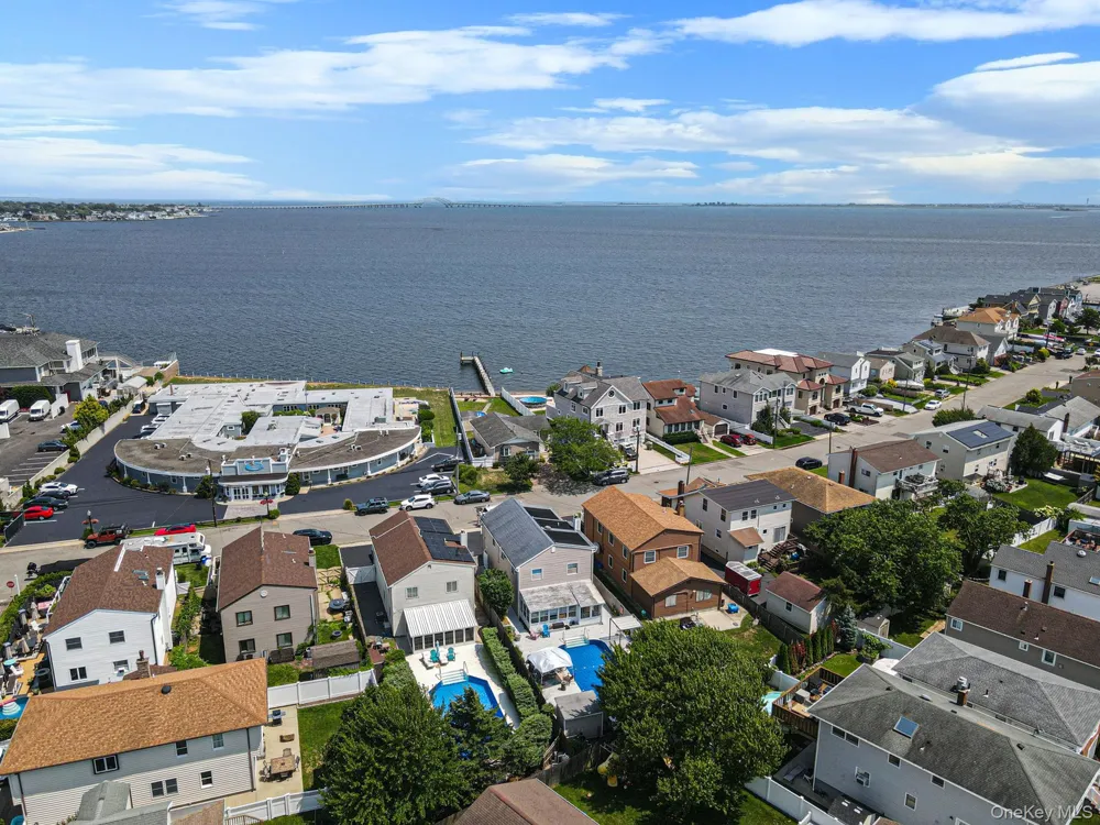 32 Yacht Club Road Babylon, NY 11702