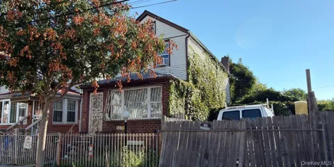 537 E 39th Street