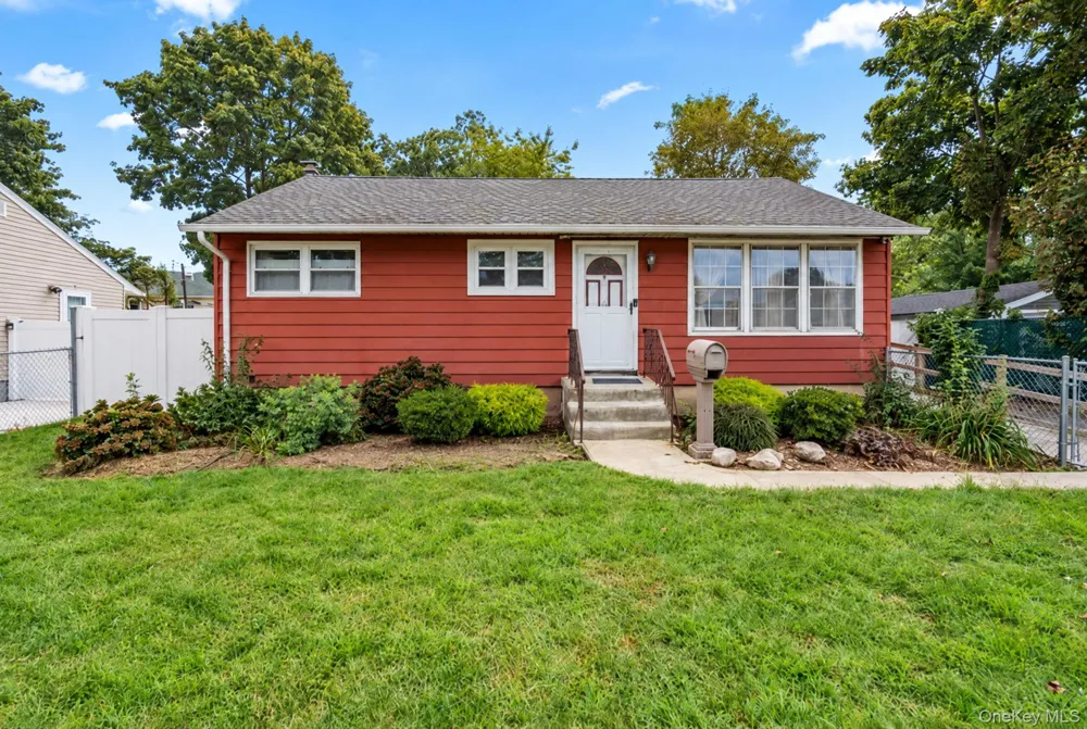 5 Prospect Street W Amityville, NY 11701