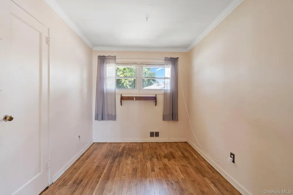5 Prospect Street W Amityville, NY 11701