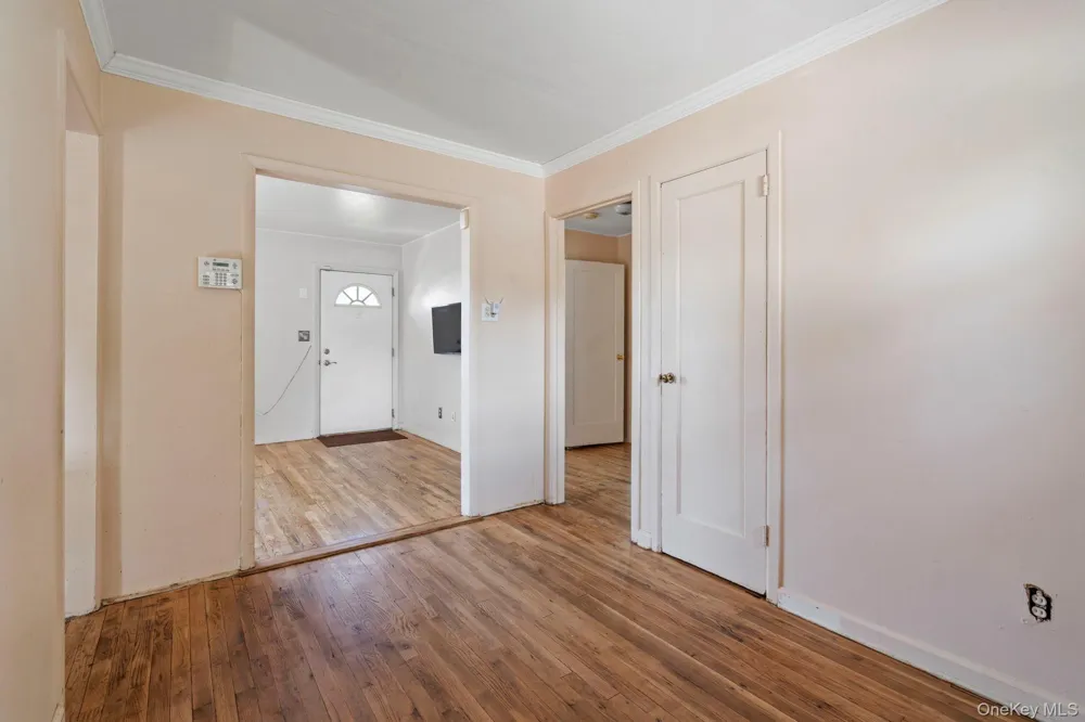 5 Prospect Street W Amityville, NY 11701