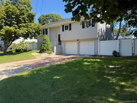 43 Newtown Avenue