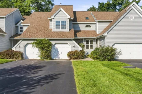 14 Glen Eagles Drive