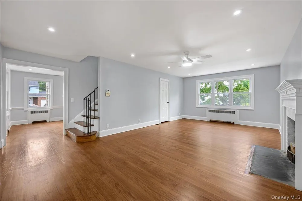 336 W Seaman Avenue Freeport, NY 11520
