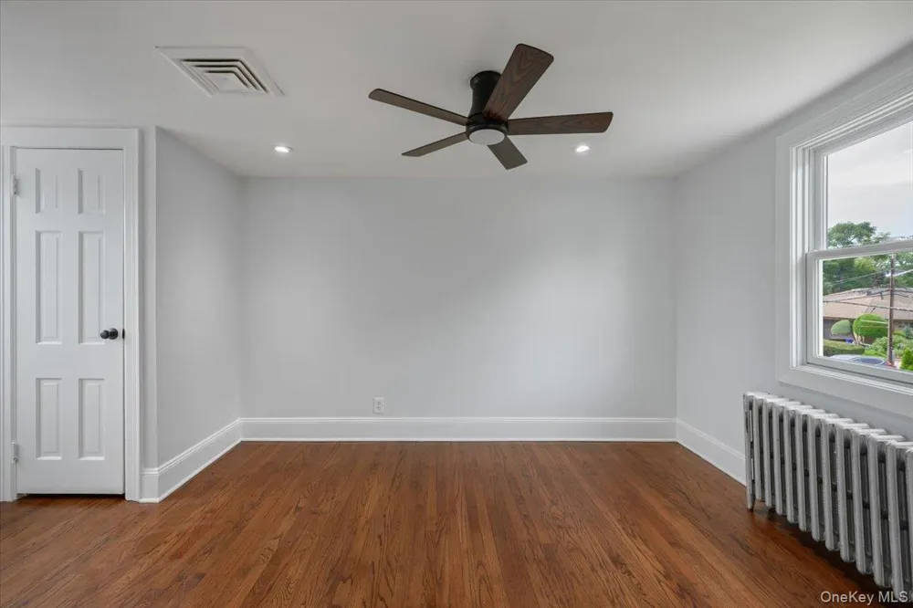 336 W Seaman Avenue Freeport, NY 11520