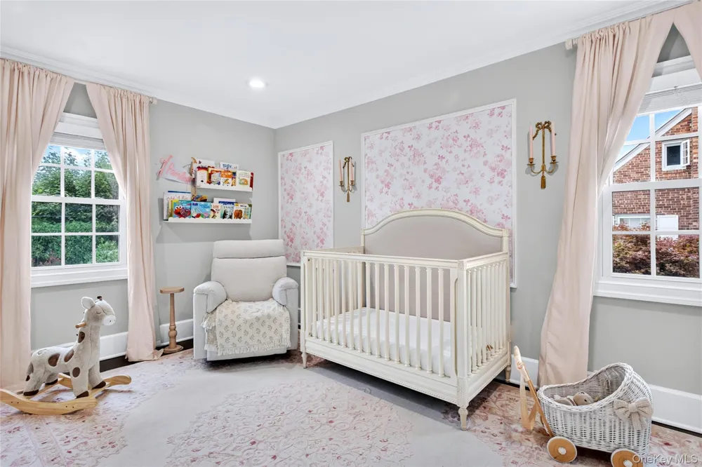 11 Cedar Place Garden City, NY 11530