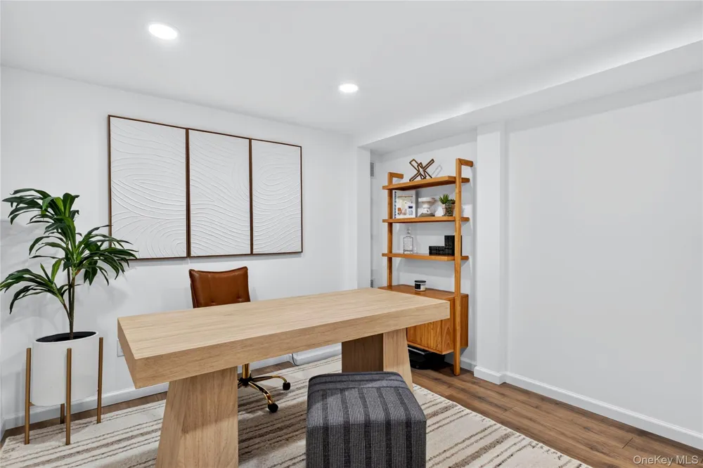 11 Cedar Place Garden City, NY 11530