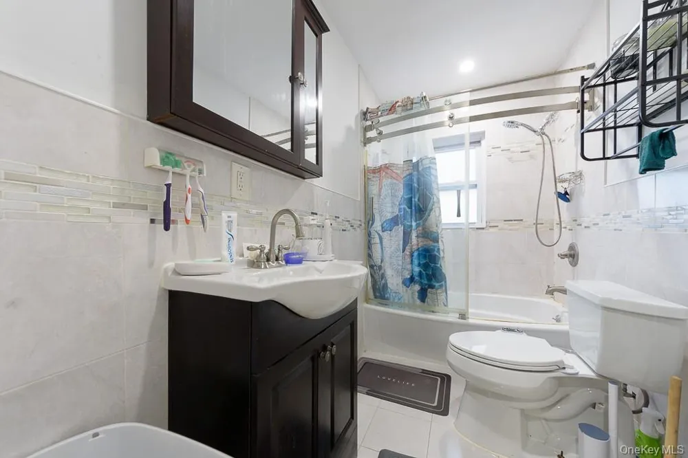 9917 215th Street Queens Village, NY 11429