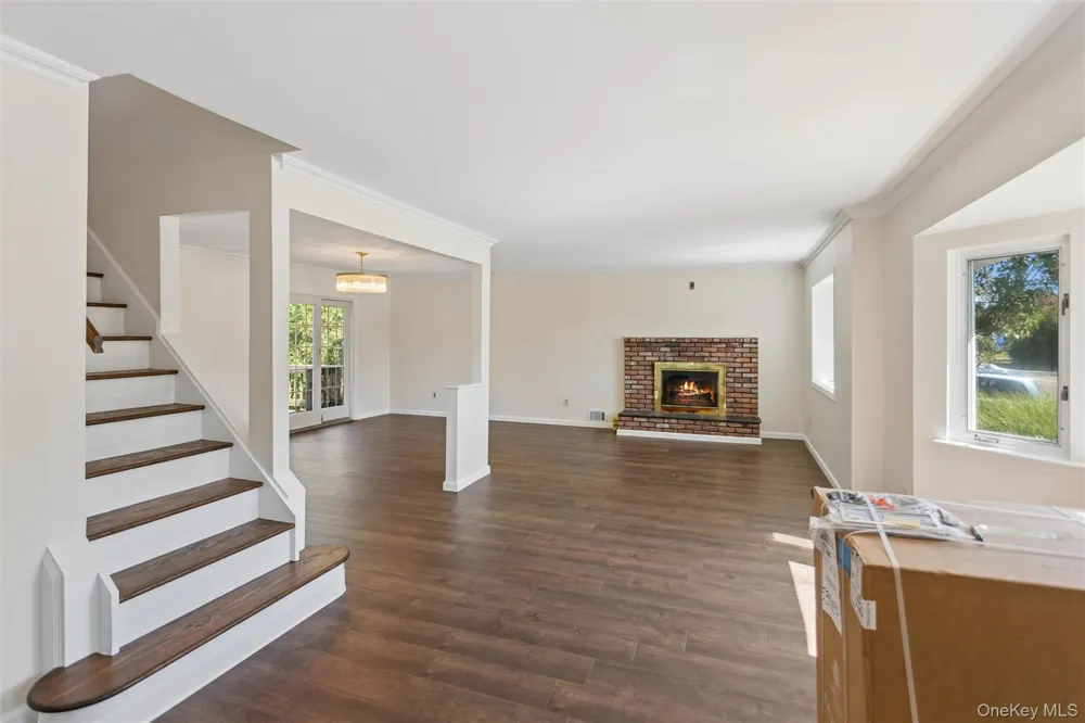 597 Old Country Road Deer Park, NY 11729