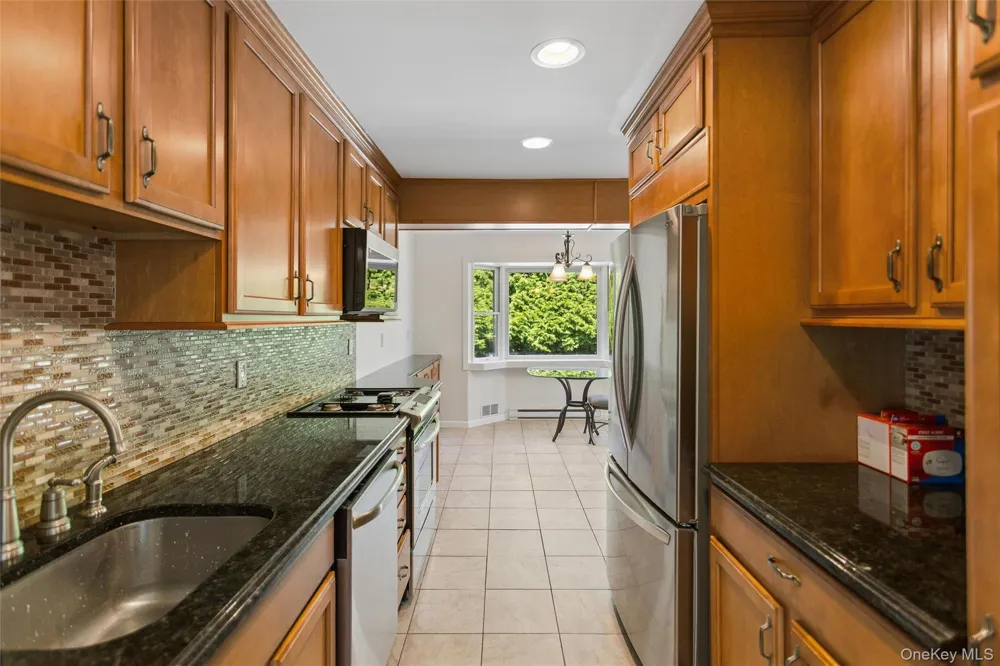 597 Old Country Road Deer Park, NY 11729