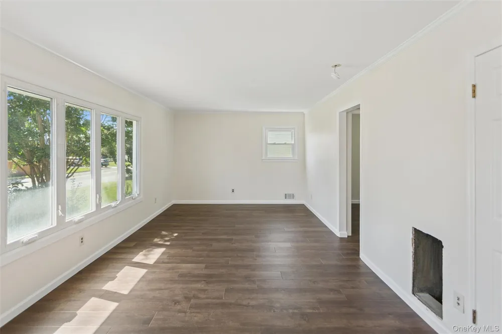597 Old Country Road Deer Park, NY 11729