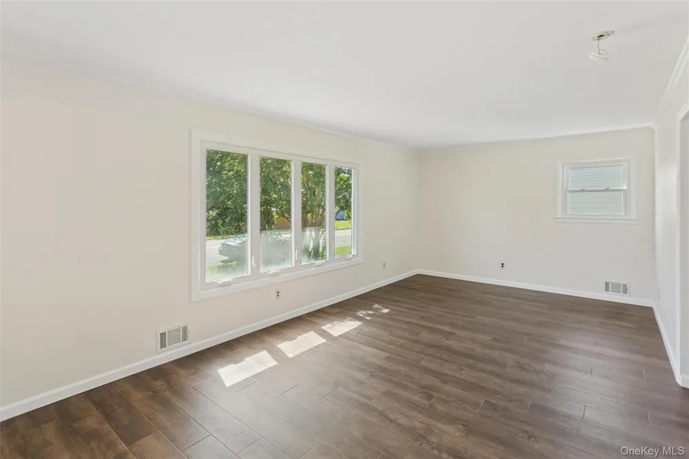 597 Old Country Road Deer Park, NY 11729