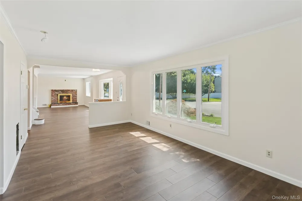 597 Old Country Road Deer Park, NY 11729