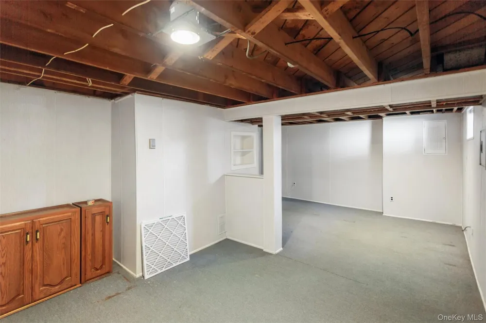 597 Old Country Road Deer Park, NY 11729