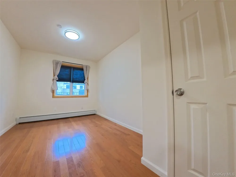 220-03 64th Avenu #1FL Oakland Gardens, NY 11364