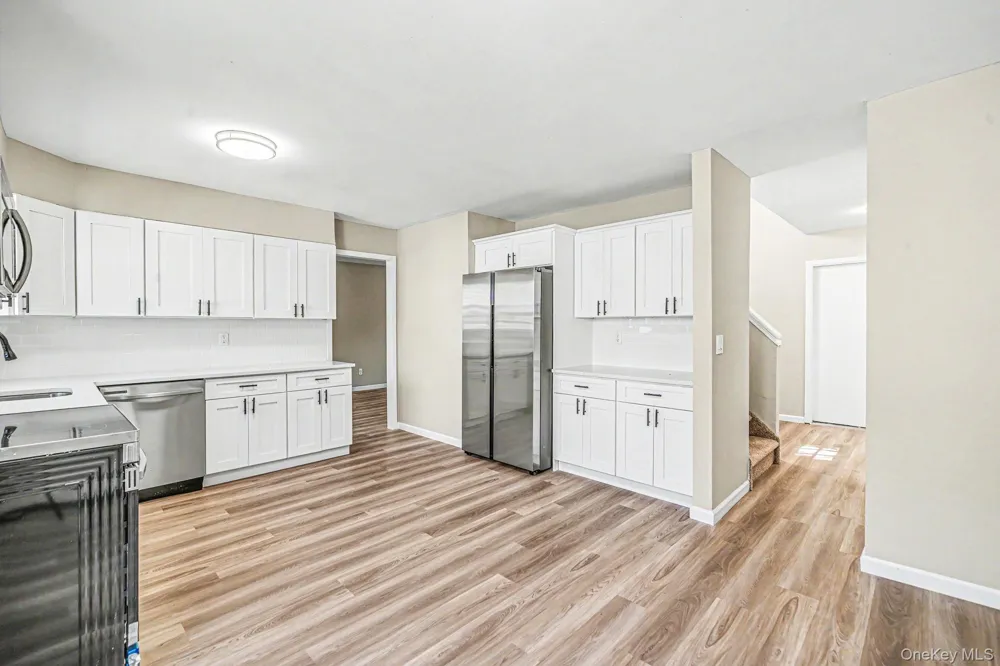 35 Lombardy Drive Shirley, NY 11967