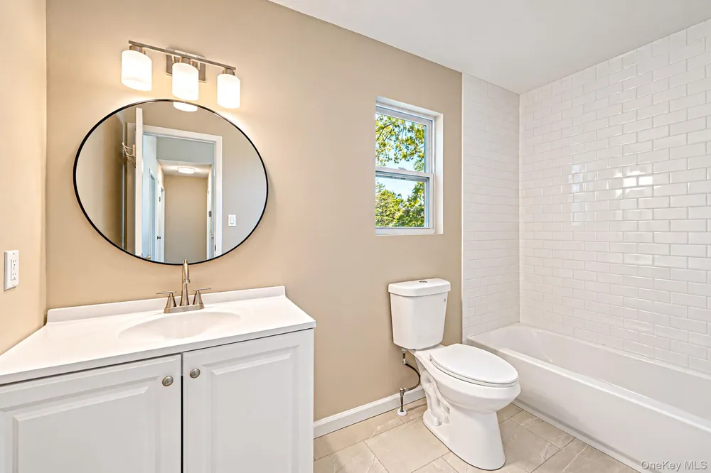 35 Lombardy Drive Shirley, NY 11967