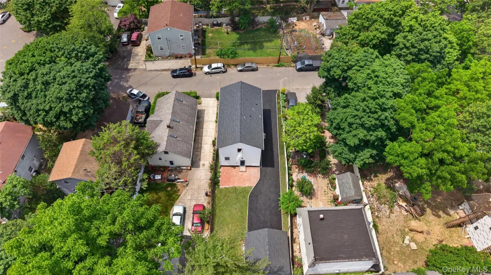 15 Grand Place Huntington Station, NY 11746