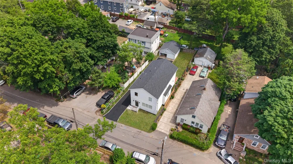 15 Grand Place Huntington Station, NY 11746