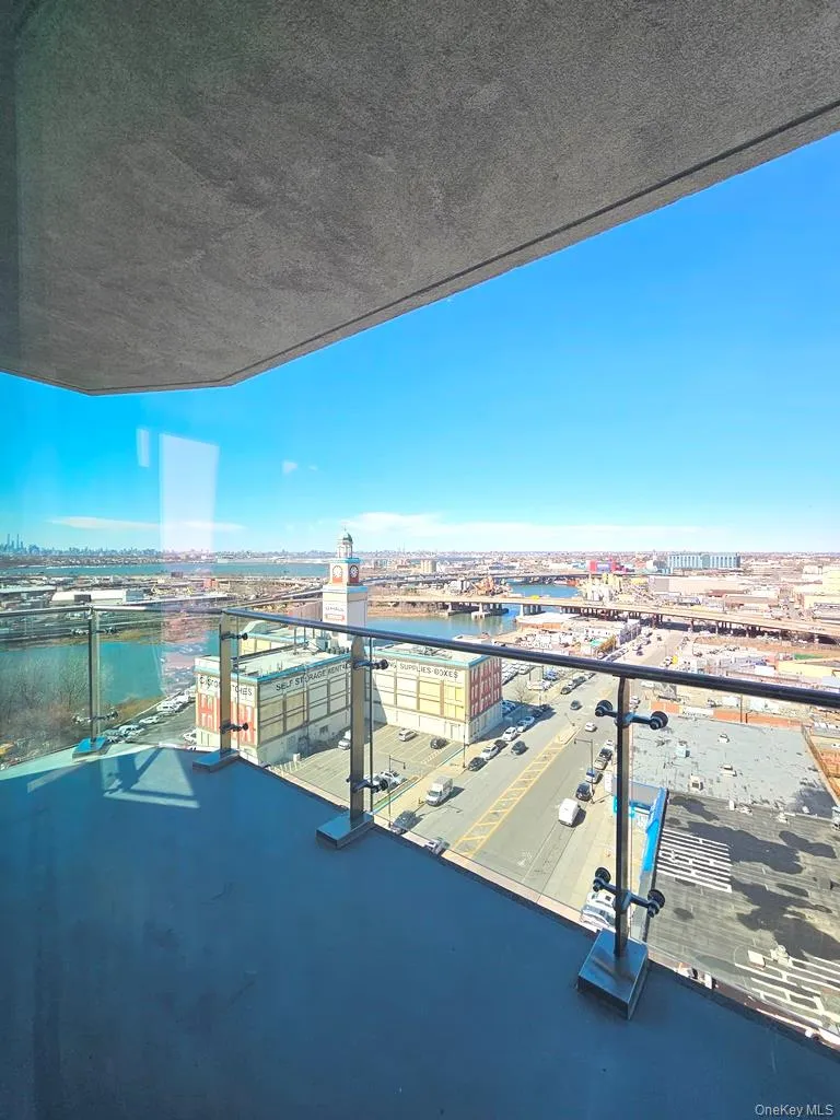 133-36 37th Avenue #11F Flushing, NY 11354