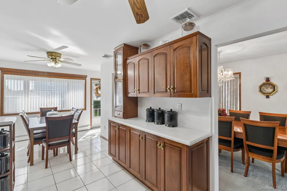 3994 Daleview Avenue Seaford, NY 11783