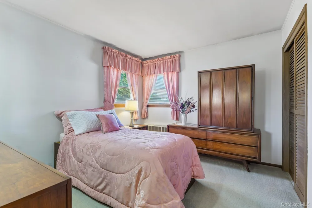 3994 Daleview Avenue Seaford, NY 11783