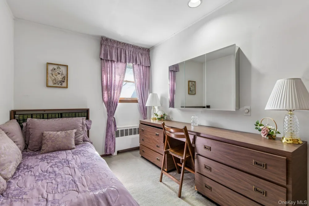 3994 Daleview Avenue Seaford, NY 11783