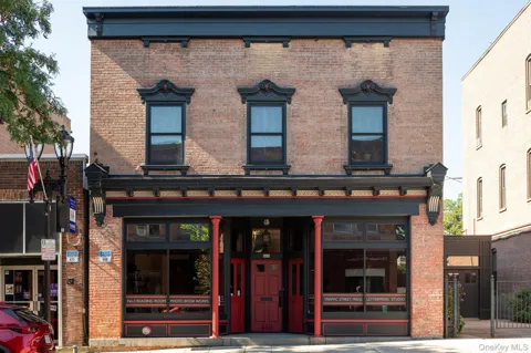 469 Main Street