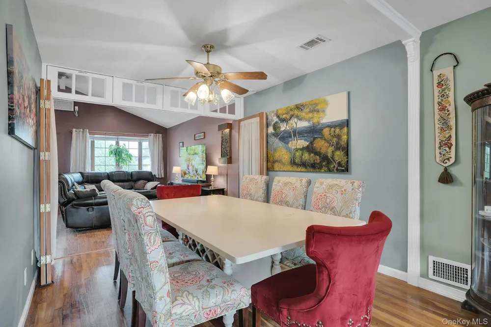 39 Pawnee Drive Commack, NY 11725
