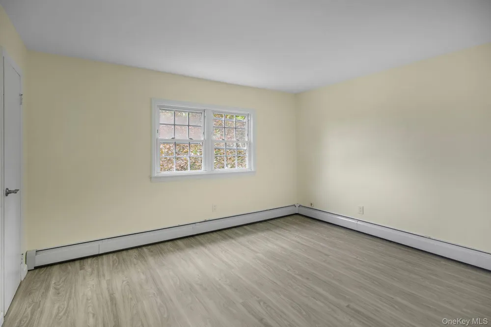 1565 10th Street West Babylon, NY 11704