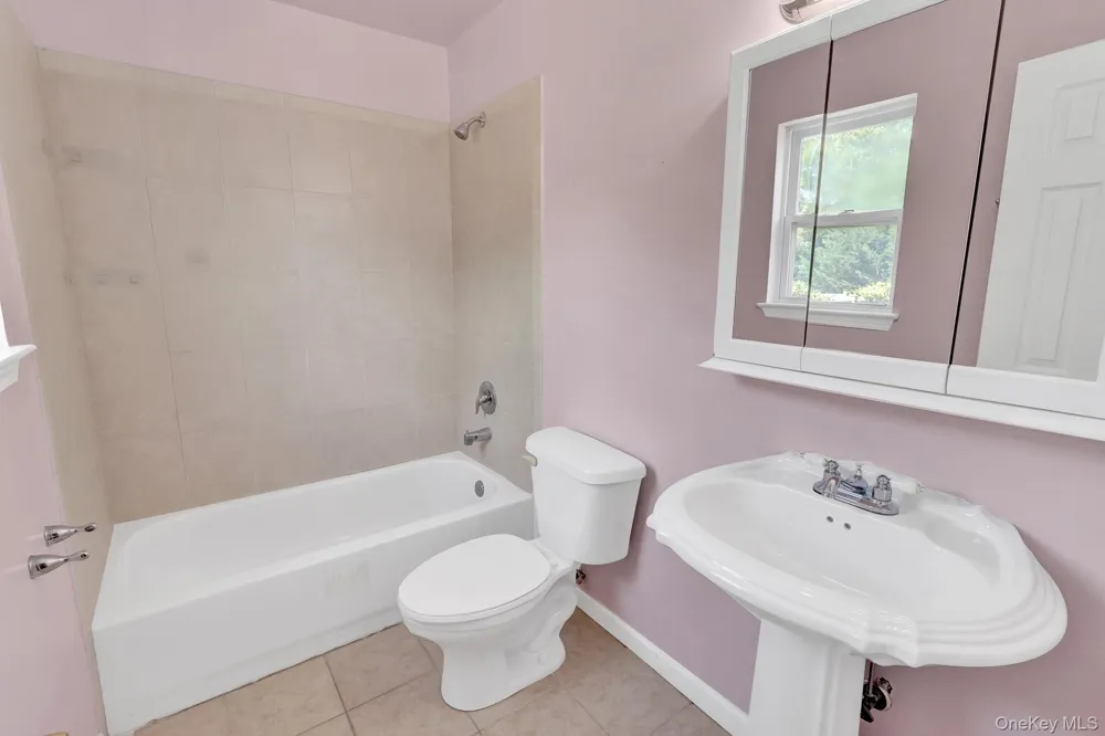 231 Columbus Boulevard Amityville, NY 11701