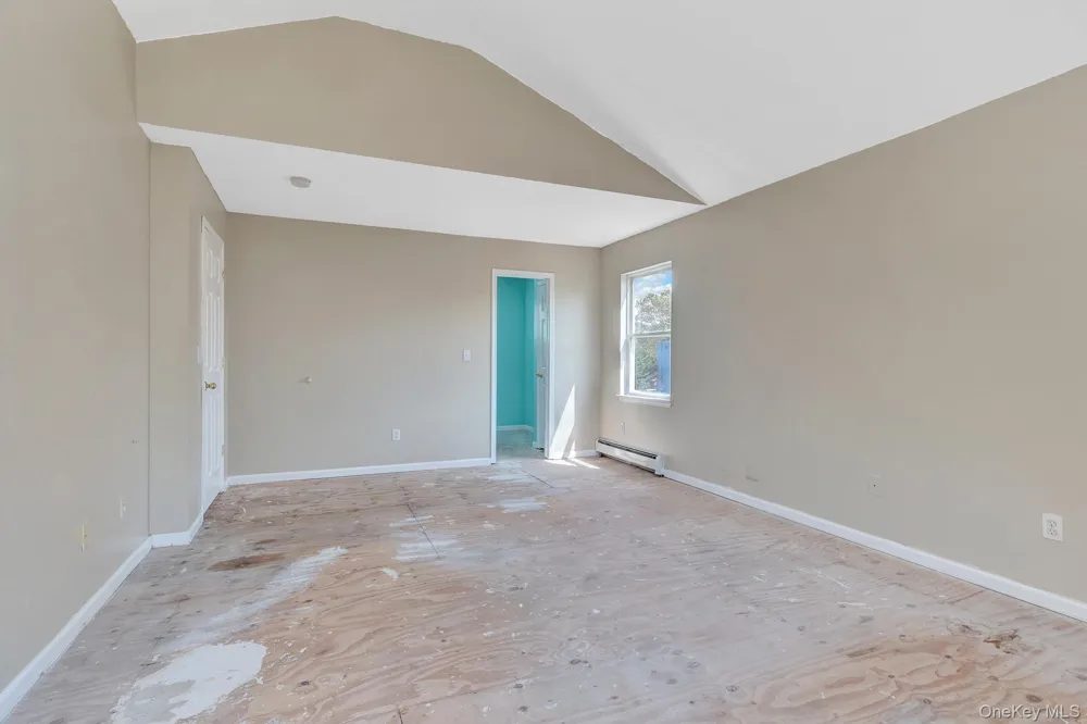 231 Columbus Boulevard Amityville, NY 11701