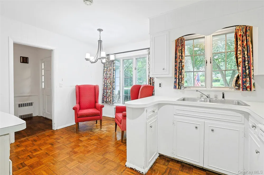 12 E Wheeler Place E West Nyack, NY 10994