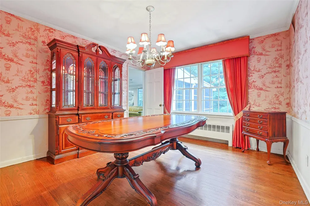 12 E Wheeler Place E West Nyack, NY 10994