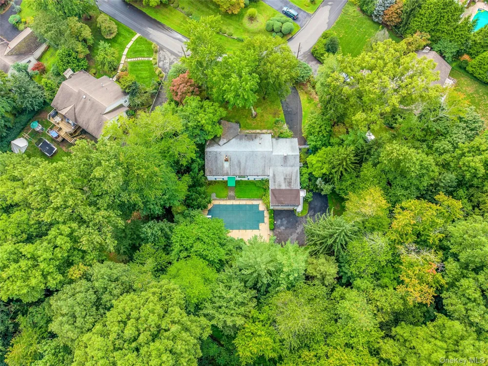 12 E Wheeler Place E West Nyack, NY 10994