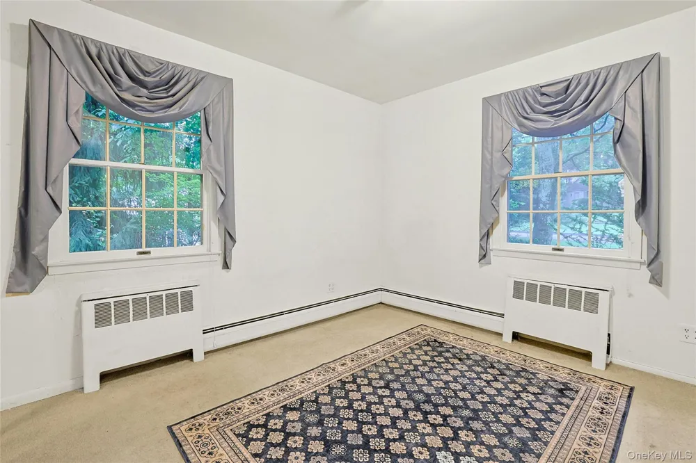 12 E Wheeler Place E West Nyack, NY 10994