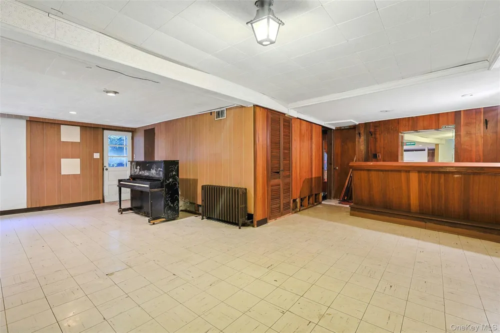 12 E Wheeler Place E West Nyack, NY 10994