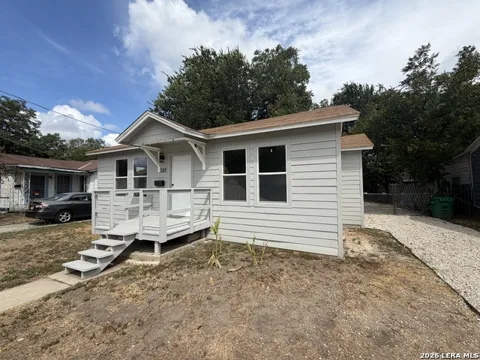 331 Royston Ave