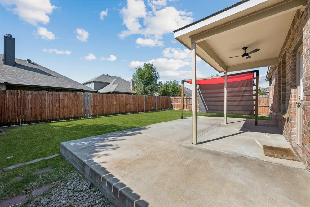 409 Mariscal Place Fort Worth, TX 76131