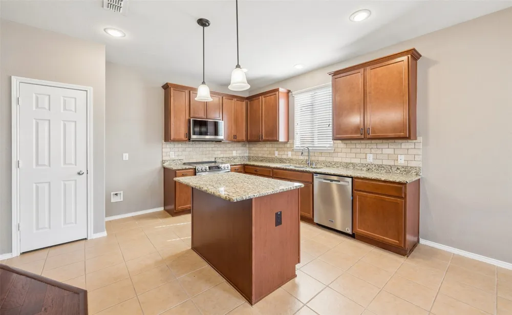 409 Mariscal Place Fort Worth, TX 76131