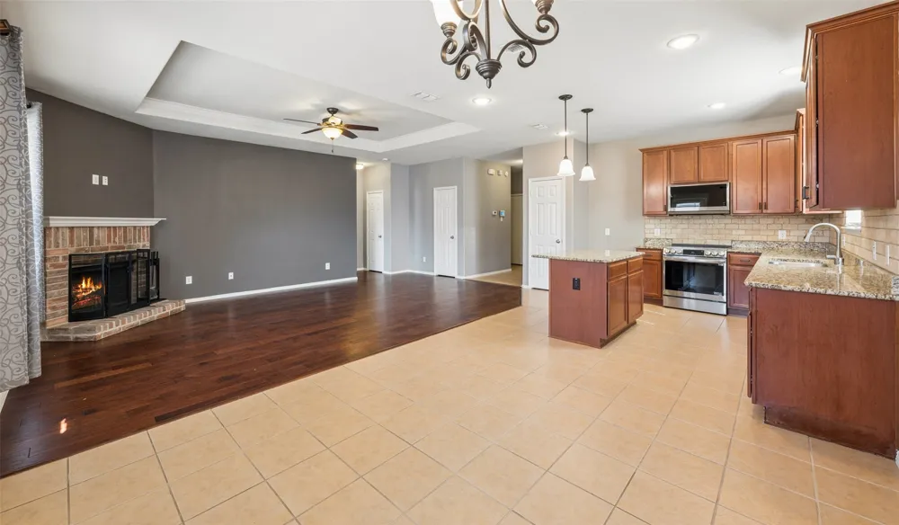 409 Mariscal Place Fort Worth, TX 76131