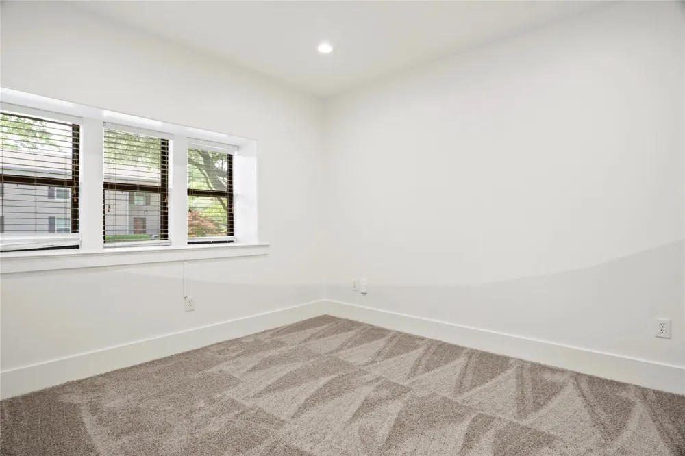 6346 Oriole Drive Dallas, TX 75209