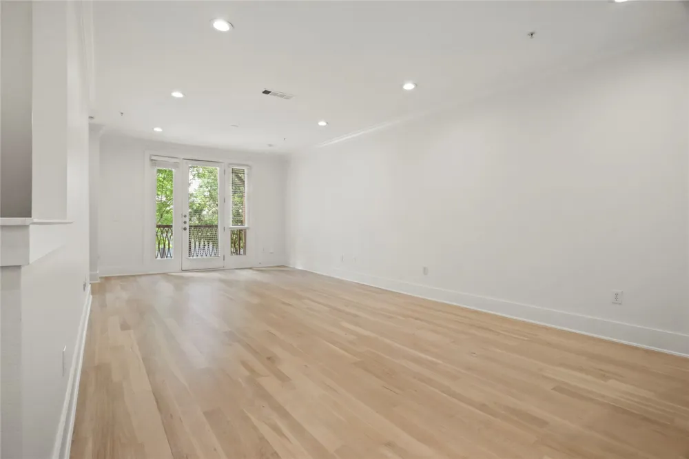 6346 Oriole Drive Dallas, TX 75209