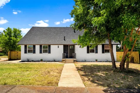 2206 Tosca Lane