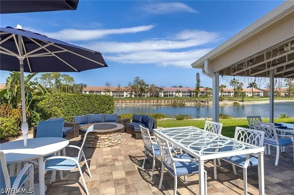 Dennis Circle #M103 Naples, FL 34104