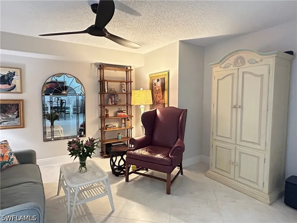 Dennis Circle #M103 Naples, FL 34104
