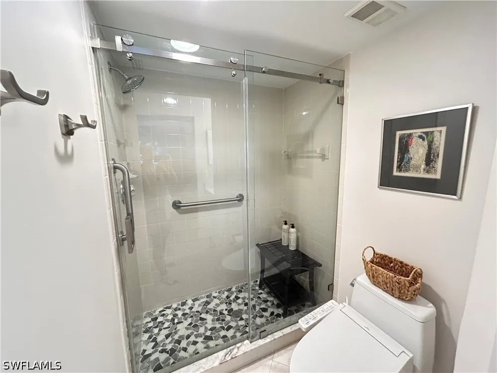 Dennis Circle #M103 Naples, FL 34104